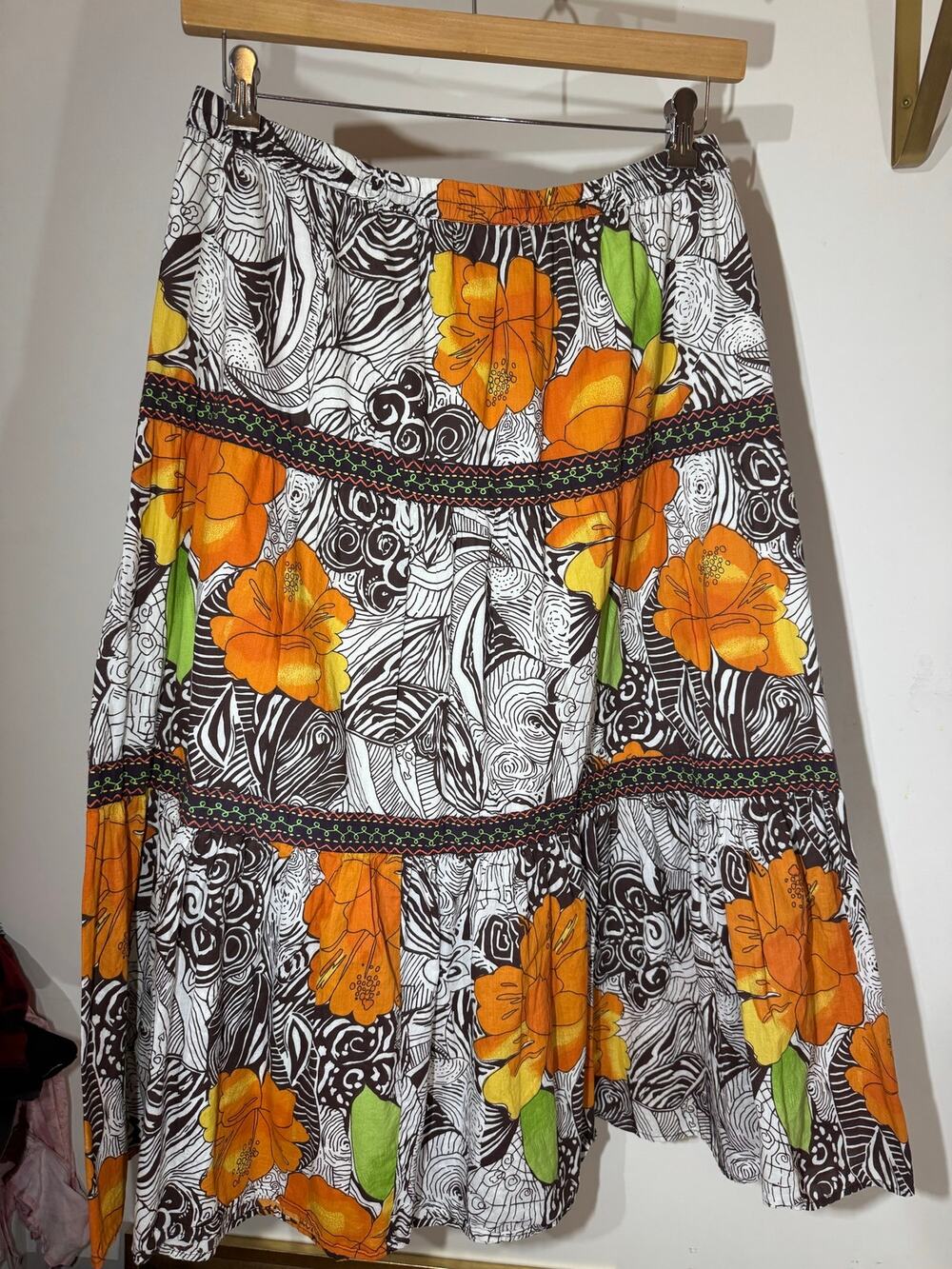 Size Medium 100% Cotton Choices Skirt